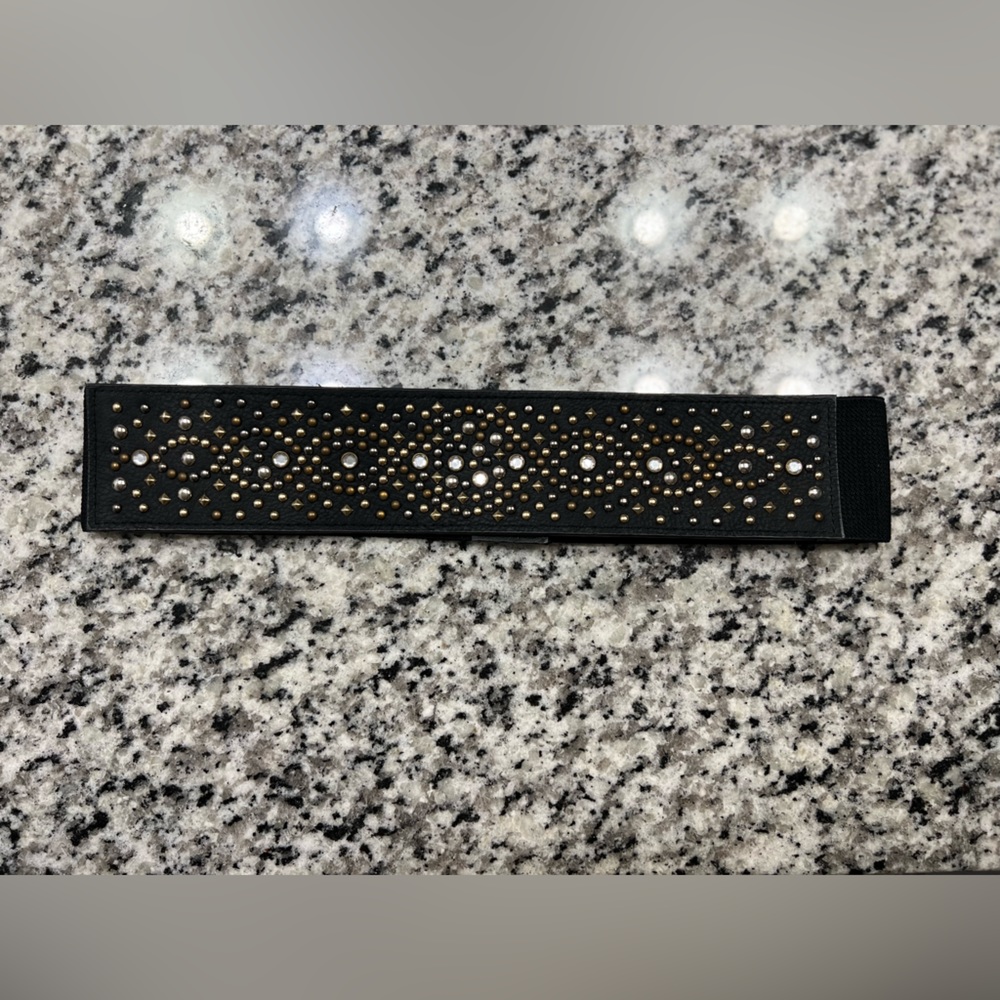 NWOT belt size small / medium
